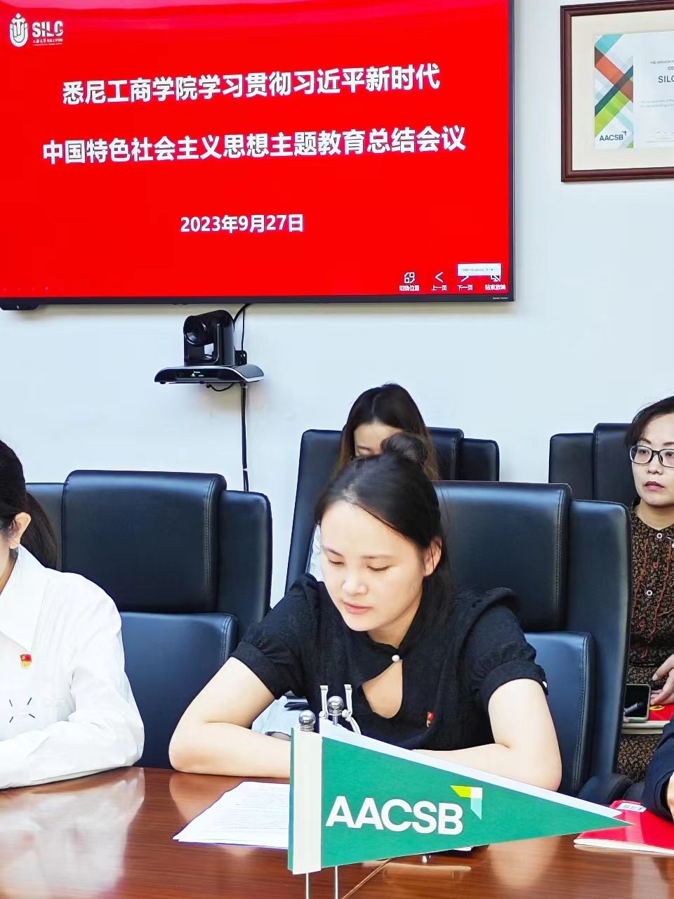 4599a84e3dea6eec773c1cb1ed28b56.jpg